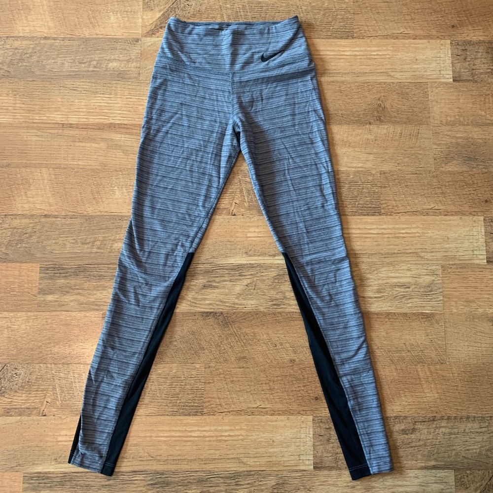 Nike leggings